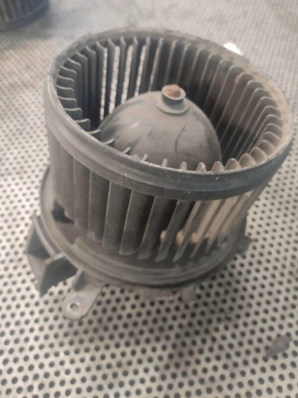 62751e2cc41eff6c9f1e3ff57098fce5