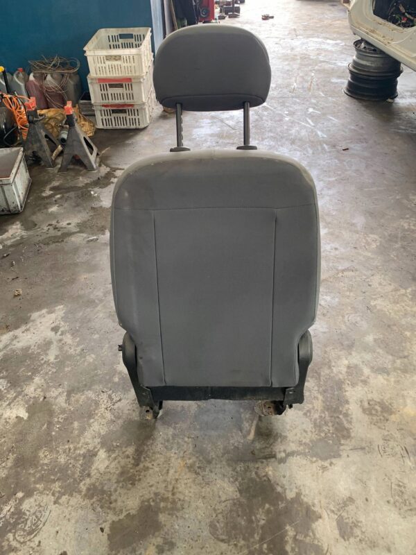 8e5b59f430bbff11efcb8cdfe23701f7