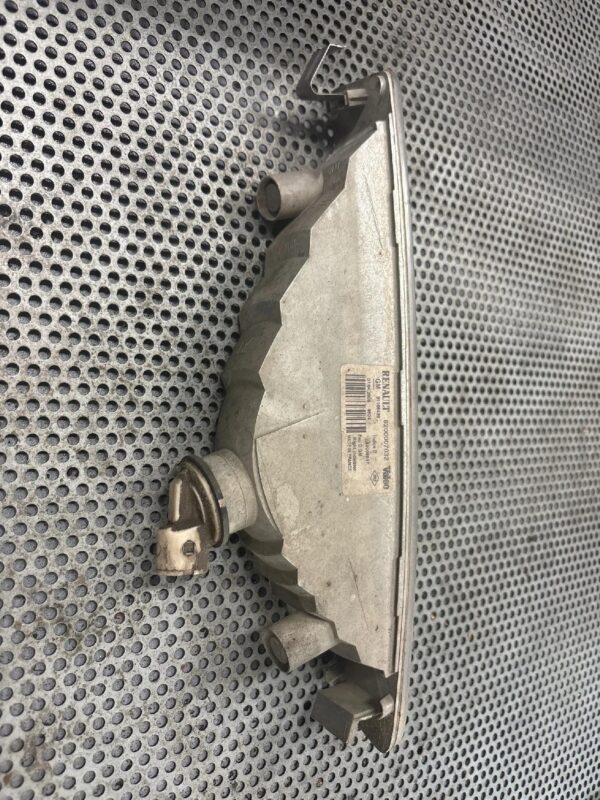 KIERUNKOWSKAZ LEWY TRAFIC II 8200007033