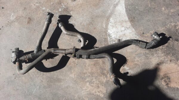 3c98a30b8e364d28db4a98b82e3b27e5