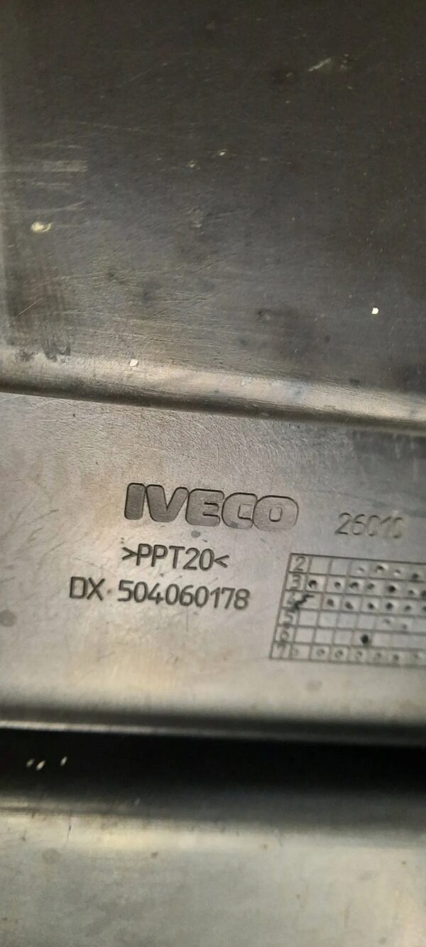 SCHOWEK PÓŁKA PODSUFITKI IVECO DAILY 06- 504060178