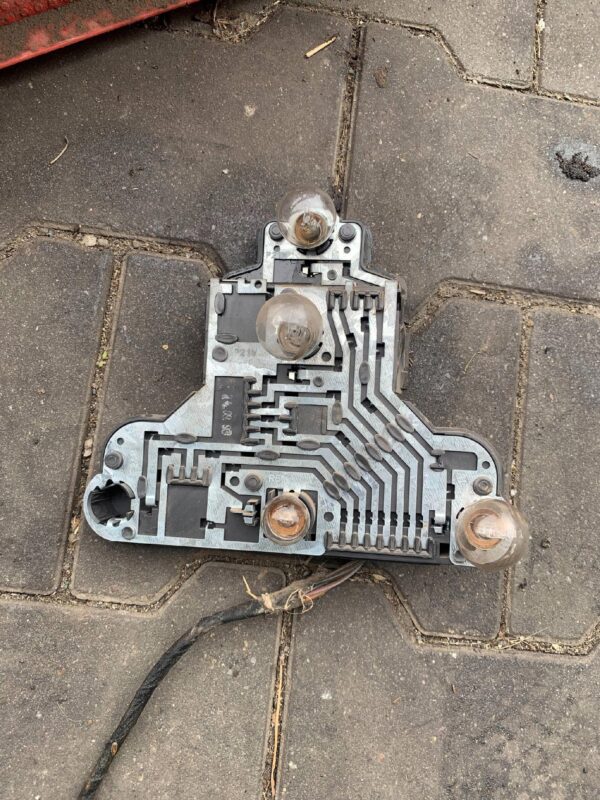 5b149e8ba4abc2a38be8c71078f6180b