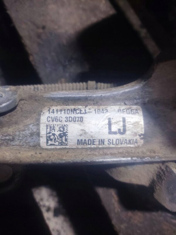 57c18dc4138fb6646cd59786cb917e5b