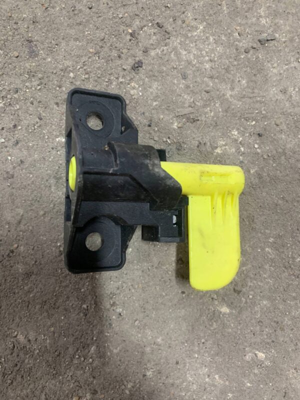 095fea8d69516932a5aa866106bd8a58