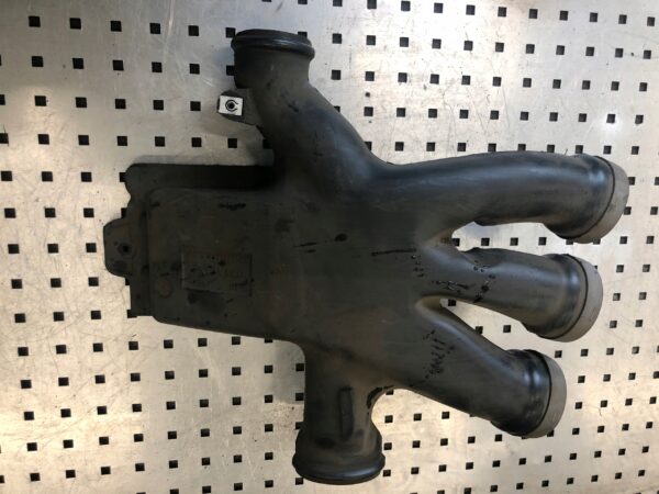 PRZEWÓD WLOT POWIETRZA IVECO DAILY 2.8 500357902