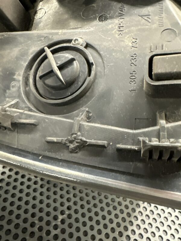 LAMPA LEWY PRZÓD EUROPA VOLKSWAGEN T5 7H1941015N