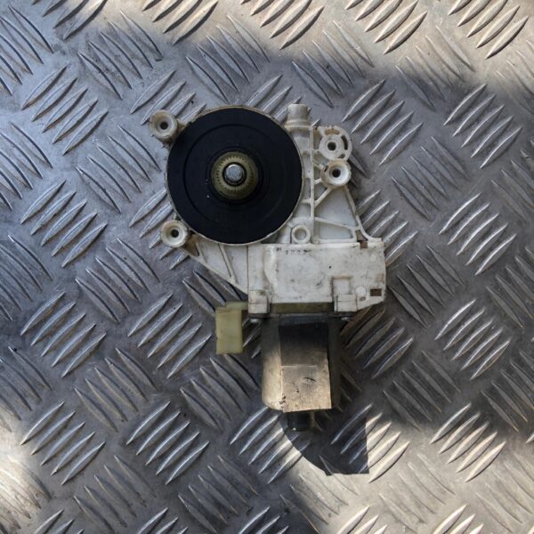 69ee5c121349376a703b16ab03b5e7eb