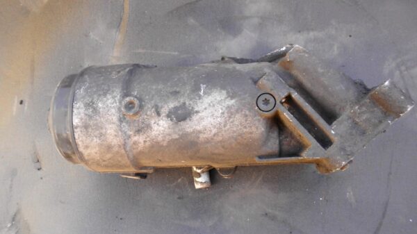 PODSTAWA OBUDOWA FILTRA OLEJU RENAULT TRAFIC 2.5