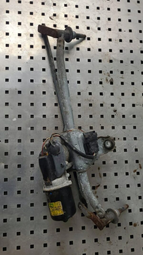 9e0aa96c364135f3b71e3dc285d1d263