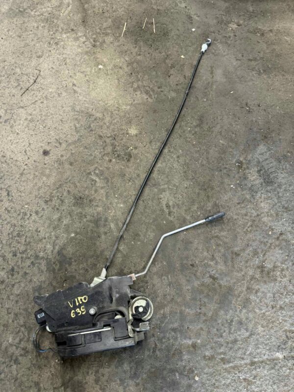 ZAMEK DRZWI LEWY PRZÓD MERCEDES VITO 639 A6397201635