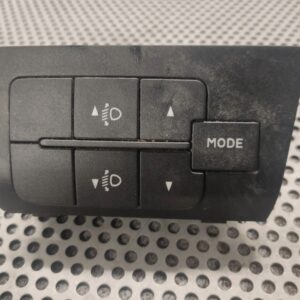 PRZEŁĄCZNIK REGULACJI ŚWIATEŁ DUCATO BOXER JUMPER III 7355331110