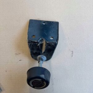 ODBÓJ MAGNES DRZWI TYLNYCH VW CRAFTER MERCEDES SPRINTER 906