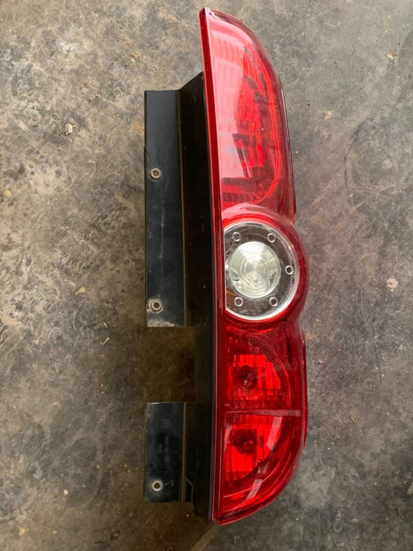 LAMPA PRAWY TYŁ FIAT DOBLO 00519248430