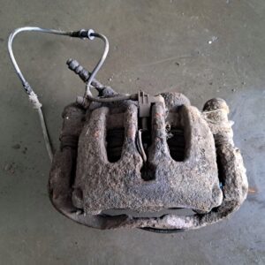 ZACISK HAMULCOWY LEWY PRZÓD MERCEDES SPRINTER W906