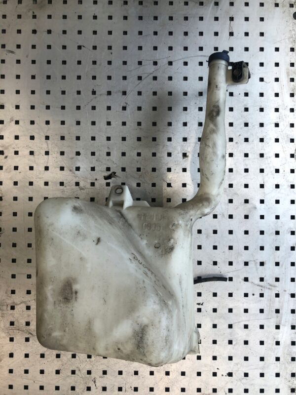 ZBIORNICZEK SPRYSKIWACZY DUCATO 2.0 02-06 C805