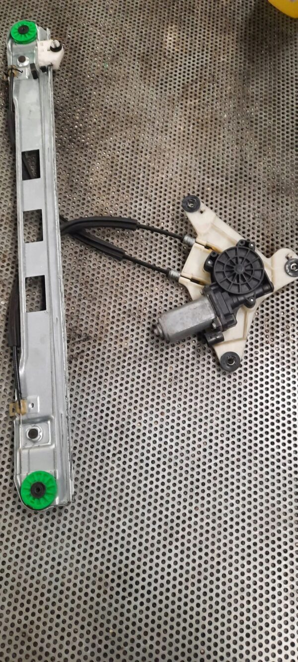 c9daf9db3cbb239f52bf79418c175367