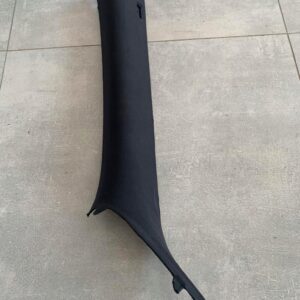 OBUDOWA SŁUPKA LEWA BMW E63 SCHWARZ 51437898391