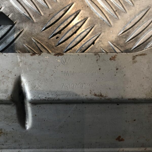 WSPORNIK MOCOWANIE VW T5 7H1971301A