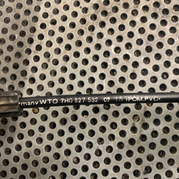 LINKA CIĘGNO ZAMKA DRZWI PRAWY TYŁ 7H0827532 VOLKSWAGEN T6