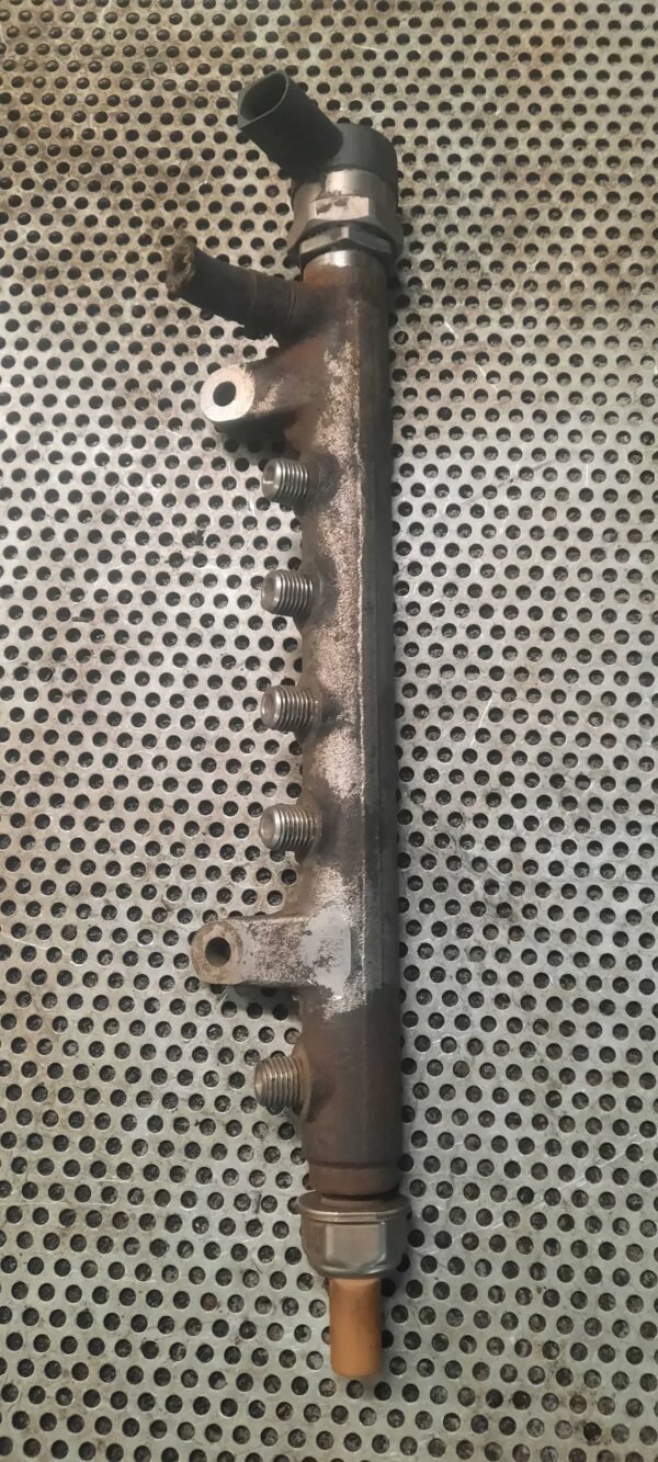 LISTWA WTRYSKOWA 0890