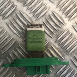 REZYSTOR OPORNICA DMUCHAWY IVECO DAILY 500326616