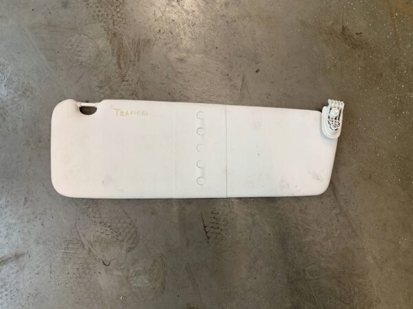 OSŁONA PRZECIWSŁONECZNA PRAWA TRAFIC III