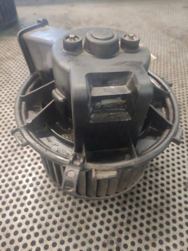 596ebaccc71f1b8f080f460551b955b6