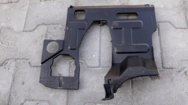 OSŁONA WYGŁUSZENIE MERCEDES VITO 639 A6396800806