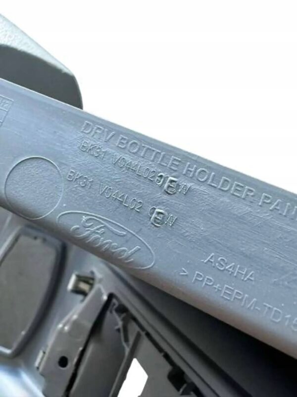 2ef3569ffe208bd97bc09ee9b0d9593e