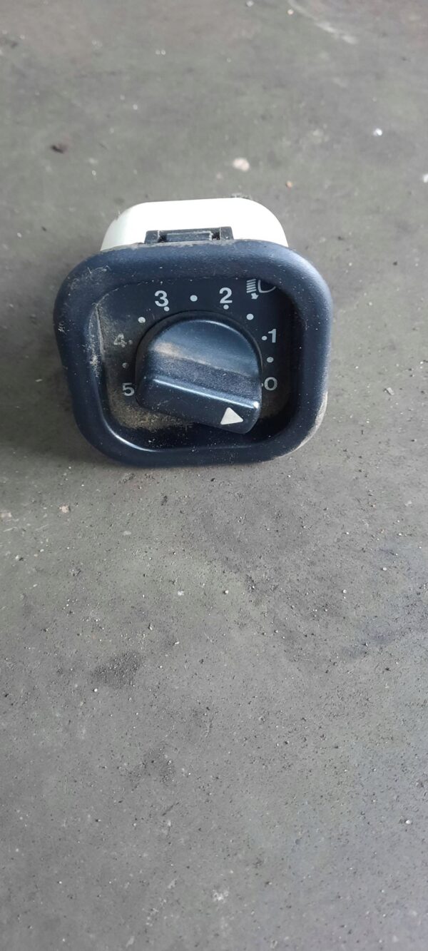 6fab218e31bfa702e0d3e920a004fc84