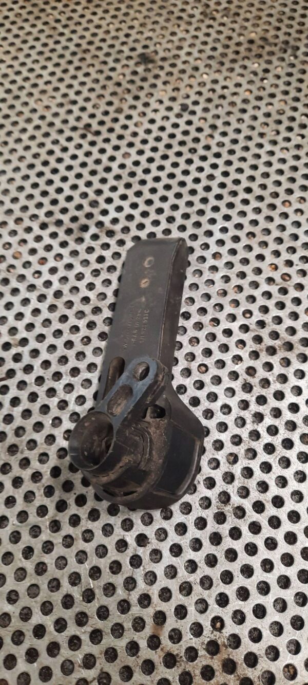 RĄCZKA UCHWYT OTWIERANIA MASKI 1J1953533C VOLKSWAGEN T5