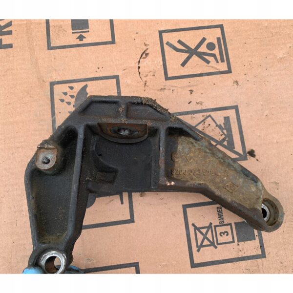 ŁAPA SKRZYNI MASTER II 8200034578