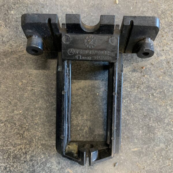 6c076598f69bf2aa1964430ef3456d55