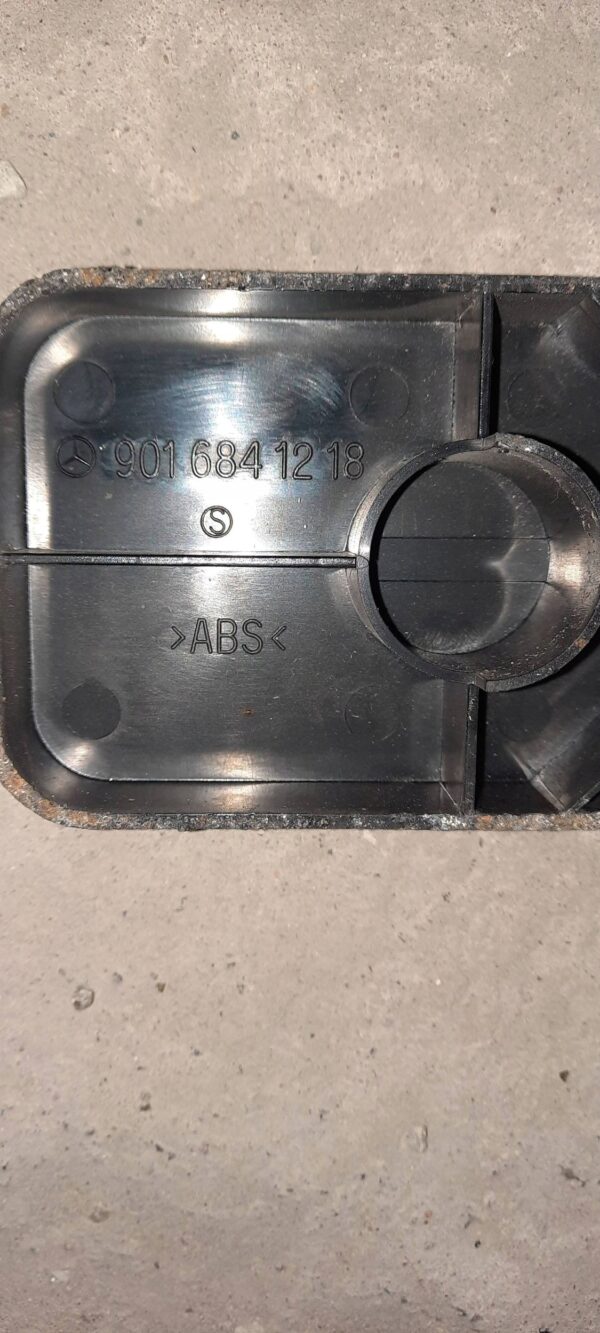 OSŁONA SZYNY FOTELA SPRINTER W901 9016841218