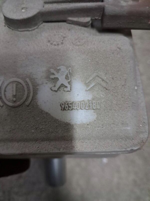 9a734365bc5f975ca2c7aea19c5aed08