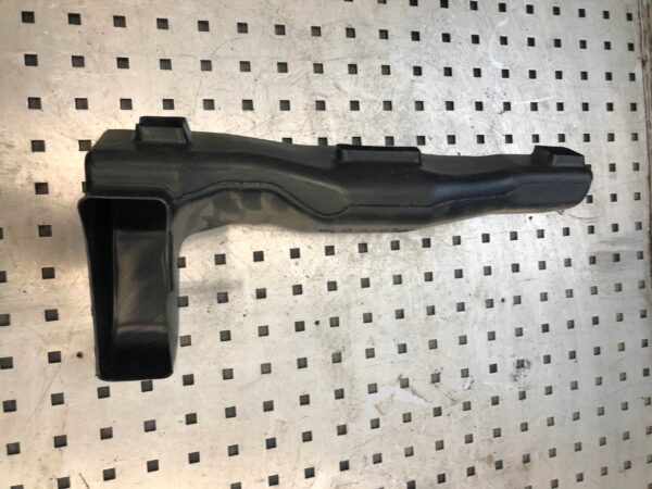 RURA DOLOT POWIETRZA VITO 639 EU A6398310545