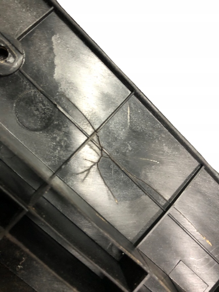 LISTWA PROGU PRAWA VITO 638 V KLASA A6386841021