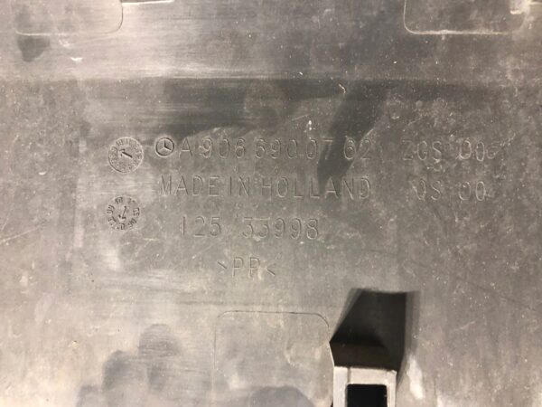 LISTWA BOCZNA LEWA NR 5 SPRINTER A9066900762