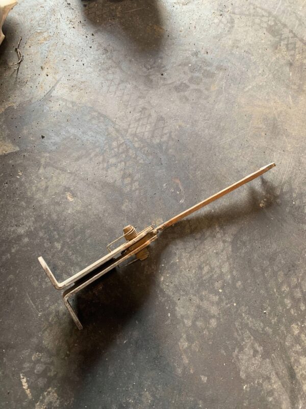 OGRANICZNIK DRZWI TYLNYCH TRAFIC II VIVARO 66552