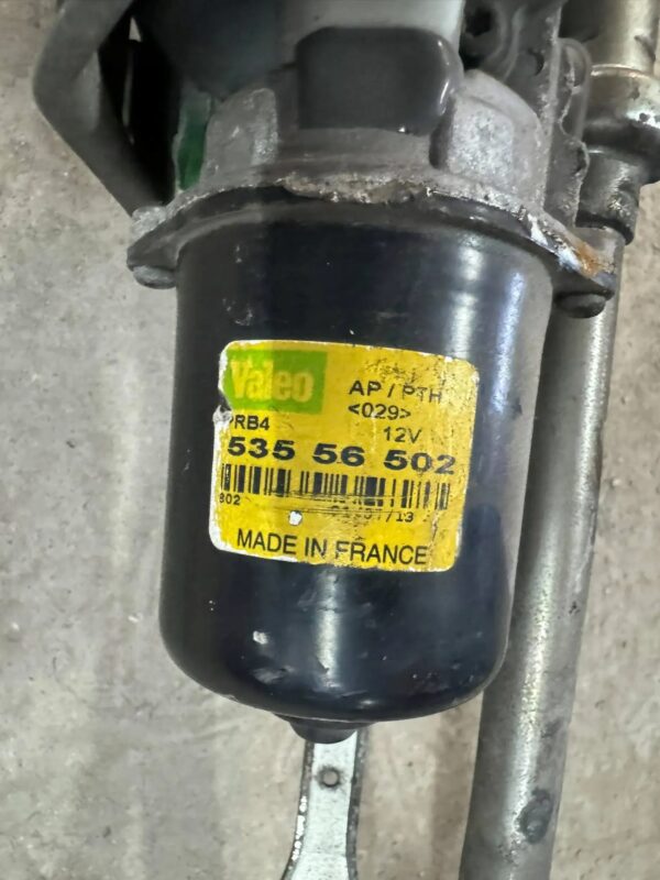 0d0ffcea85cd3894d648ad010f0b4105