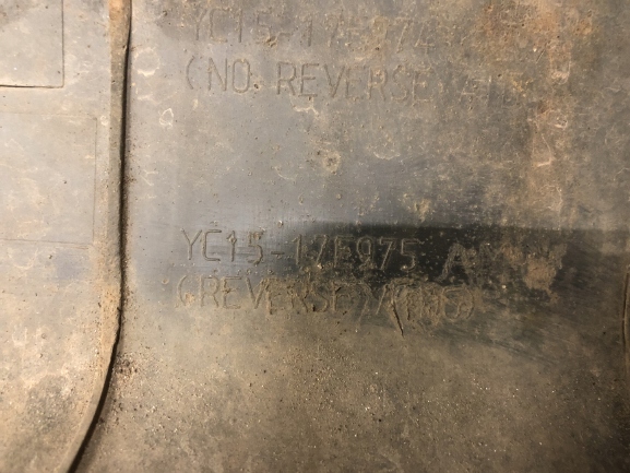 ZDERZAK TYLNY FORD TRANSIT 06-14 YC15-17E975-AM