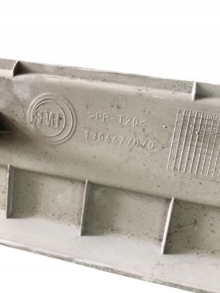 OSŁONA LISTWA PODSUFITKI 3.0 EU 06-11 1306677070