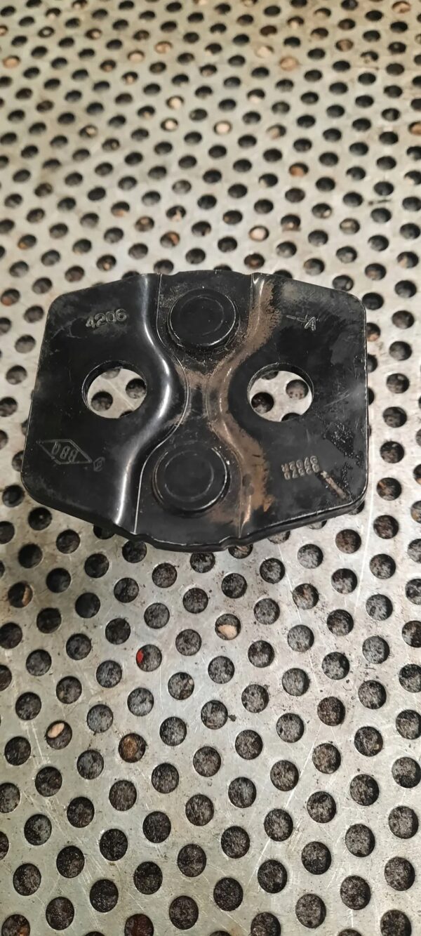 RYGIEL ZAMKA RENAULT MASTER