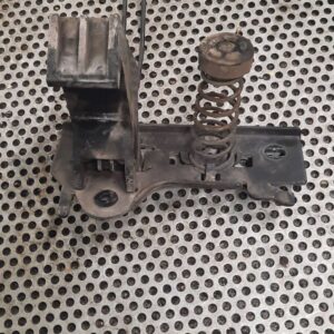 ZAMEK RYGIEL MASKI RENAULT MASTER