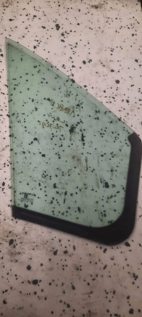 SZYBA TRÓJKĄT TRAFIC VIVARO PRIMASTAR 01-14 LEWA PRAWA