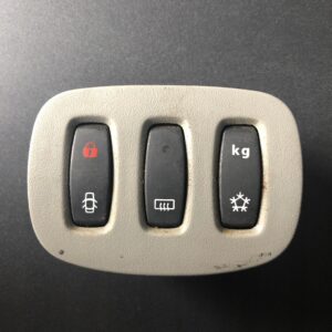 PANEL PRZEŁĄCZNIKÓW RENAULT TRAFIC