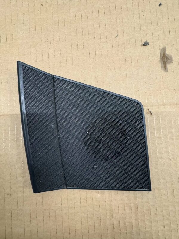 OSŁONA KRATKA GŁOŚNIKA LEWA MERCEDES SPRINTER 906 A9066890008