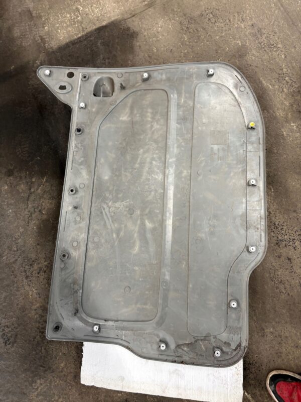 POSZYCIE DRZWI PRZESUWNYCH TRAFIC II 7700313081