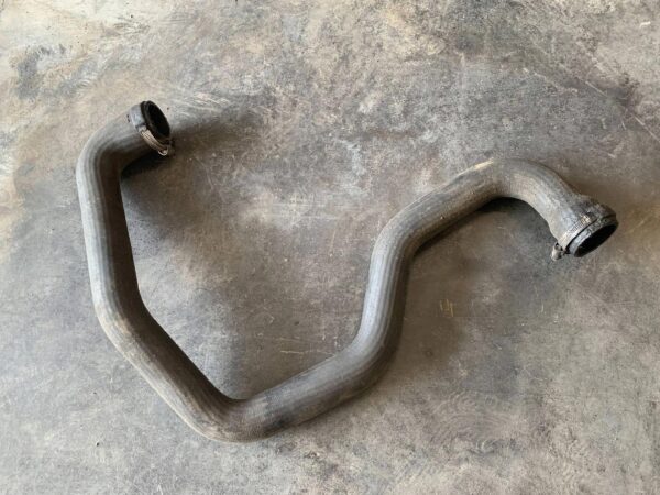 WĄŻ PRZEWÓD INTERCOOLERA OPEL VIVARO