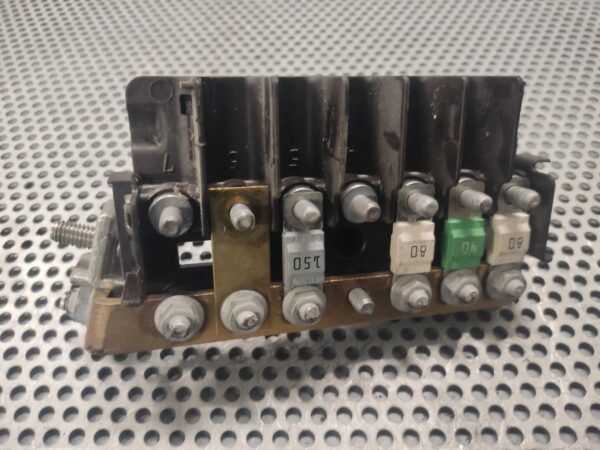 5bdbfc04a0982a6ce4ca157fb0138303